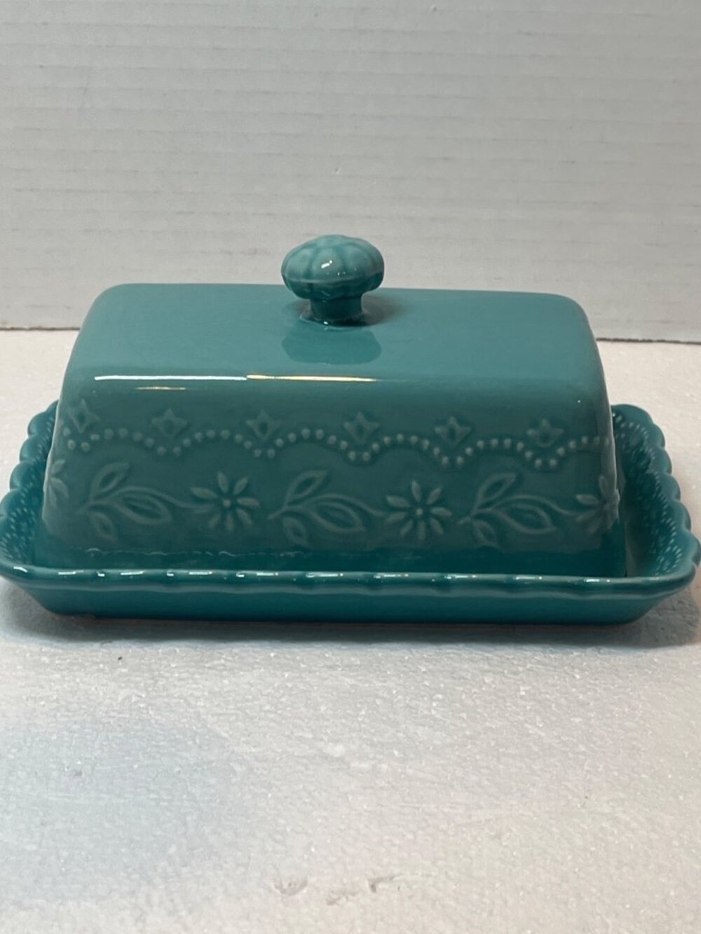 Pioneer Woman Ceramic Butter Dish with Embossed Floral Design Teal Blue Scallope